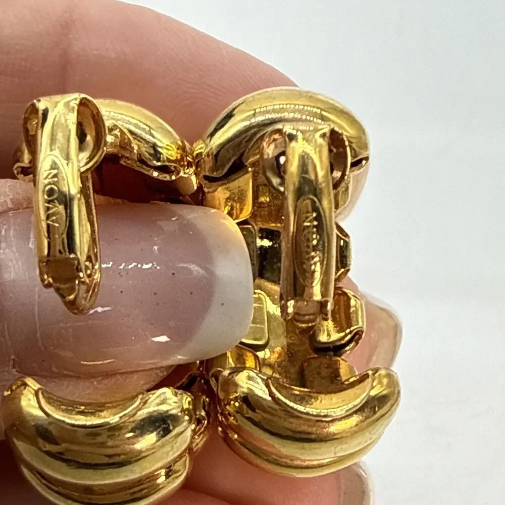 Vintage Avon SP Gold Tone Puffy Segmented Chunky Hoop Earrings Clip On 1